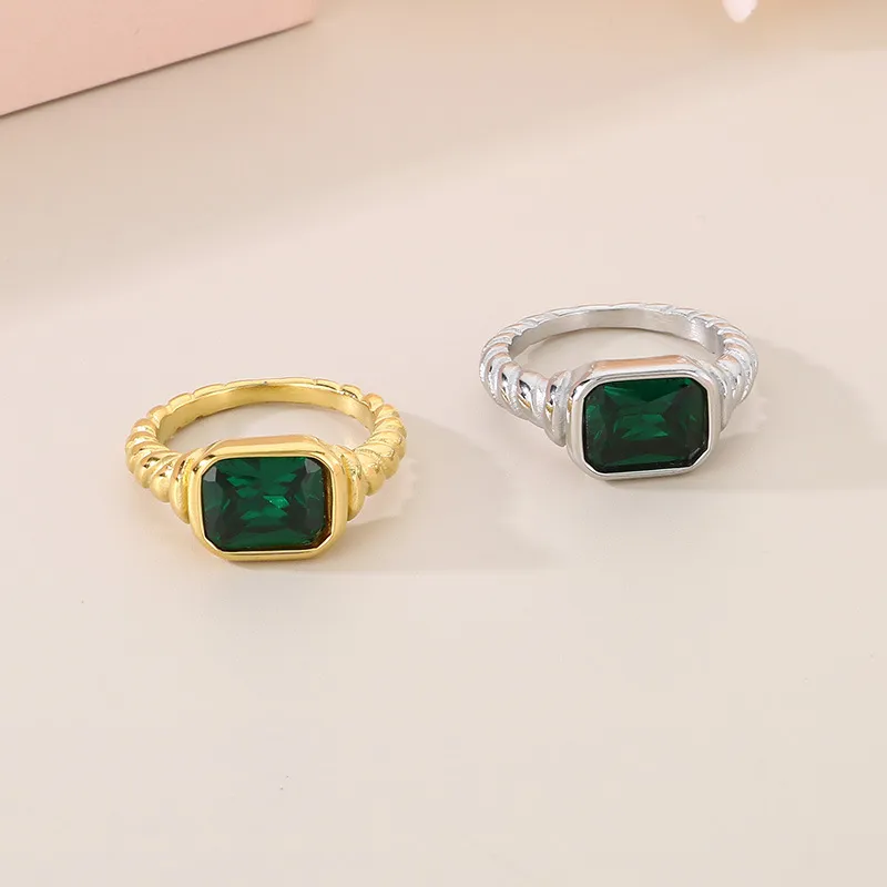 Stainless Steel Square Inlaid Glass Ring, European and American Retro Color Ring Jewelry