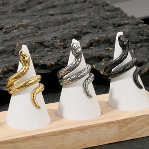 Retro Jewelry Punk Ring Cobra Snake Design Men's Finger Jewelry Ring