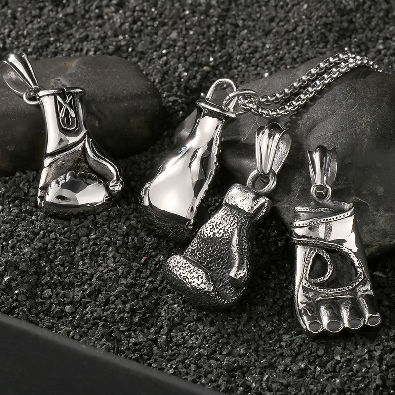 Domineering Personality Boxing Series Sports Hanging Decorations, Vintage Fashion Distressed Stainless Steel Men's Fitness Boxing Gloves Pendant Necklace