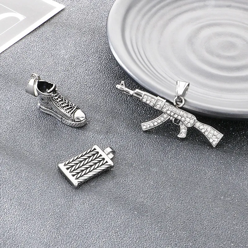 Trendy Canvas Shoes Hip Hop Nightclub Full Diamond Submachine Gun Mai Sui Wu Shi Pai Stainless Steel Men's Pendant