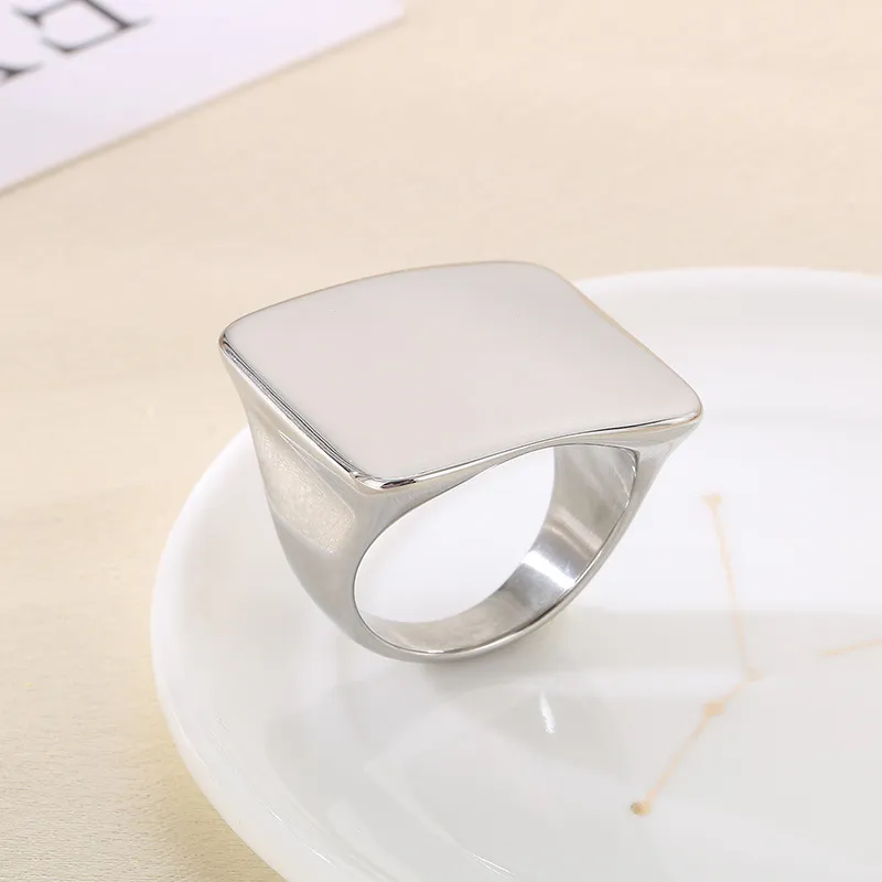 Sandblasted Surface with Laser-Engravable Logo Rings for Men and Women