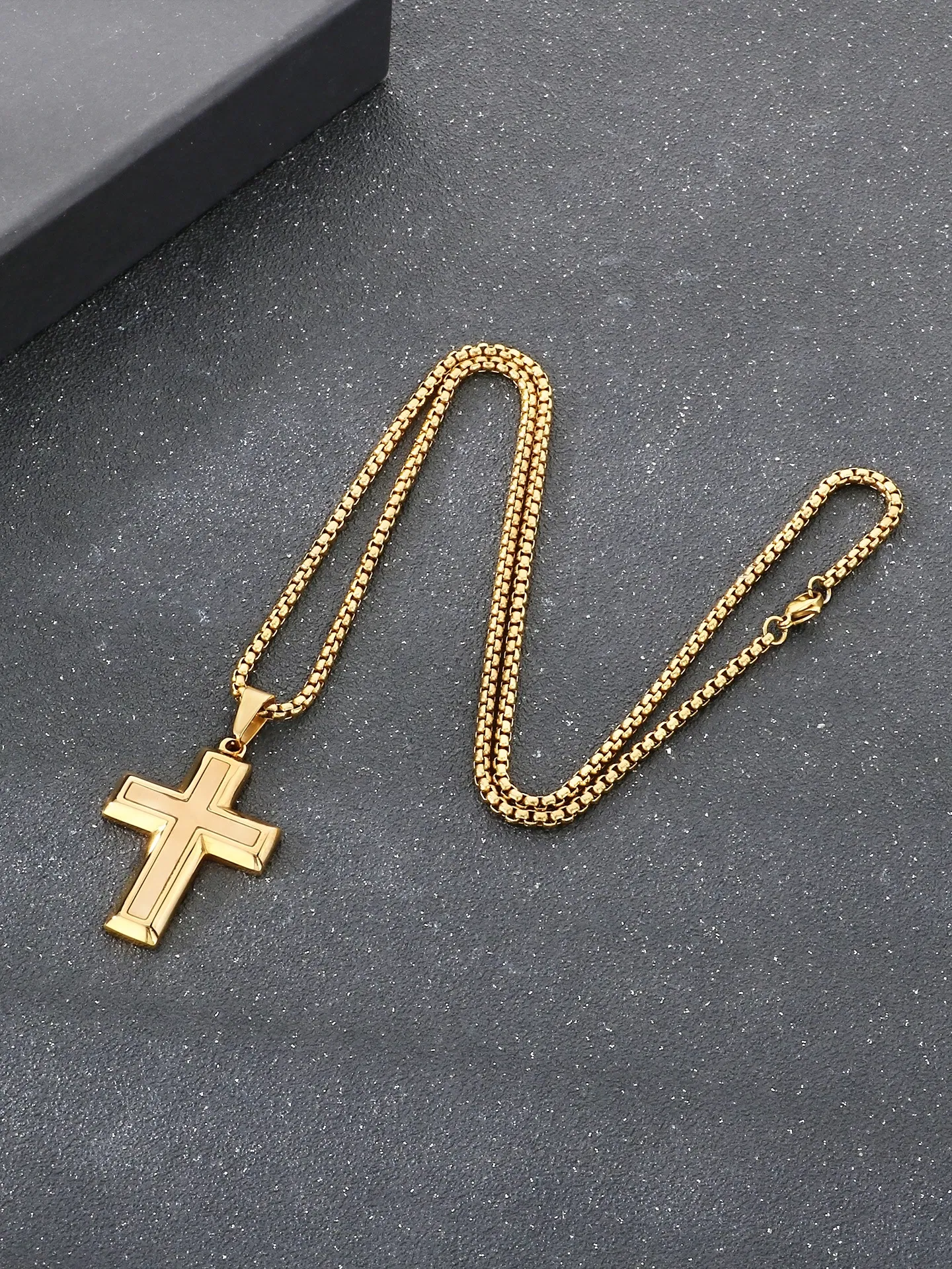 Trendy Jewelry Stainless Steel Creative Cross Pendant with Engravable Words and Chain Matching