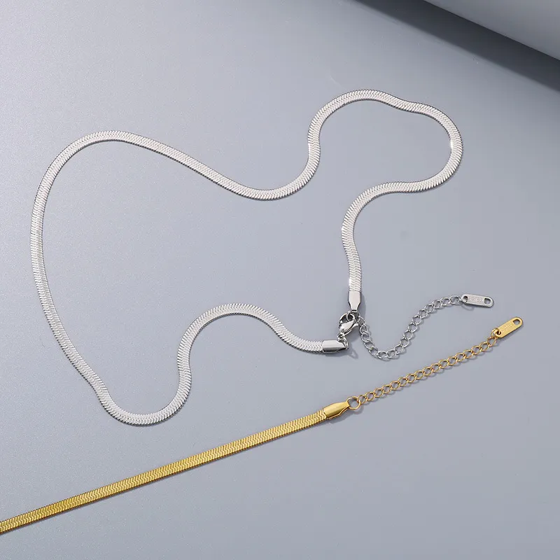 Stainless Steel Blade Chain Necklace for Men and Women, Suitable for Daily Wear