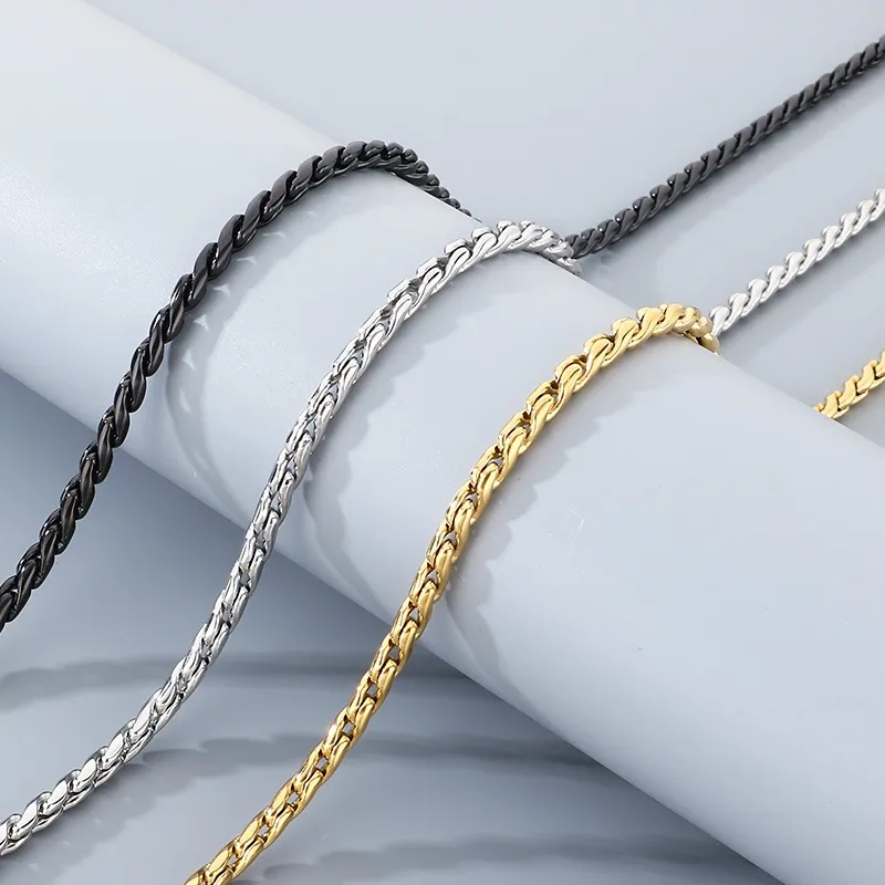 Simple and Hipster Twist Chain Necklace, Versatile and Fashionable, Personalized Vacuum Plated 18K Stainless Steel Men's Necklace with Dragon Bone Chain