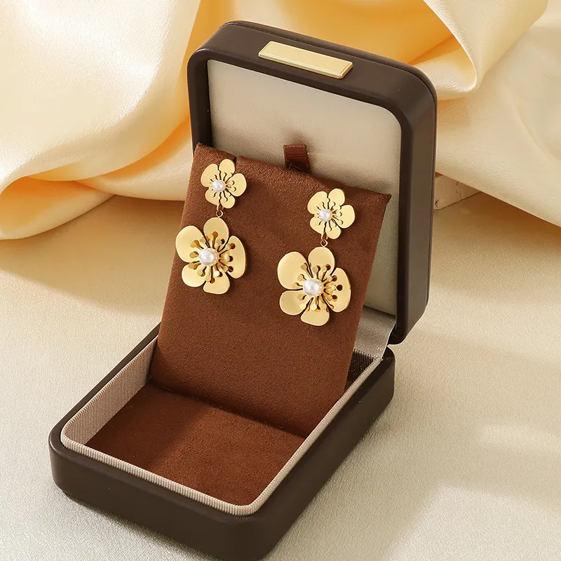 Vintage-Inspired Pearl-Embellished Geometric Flower Earrings in 18K Gold