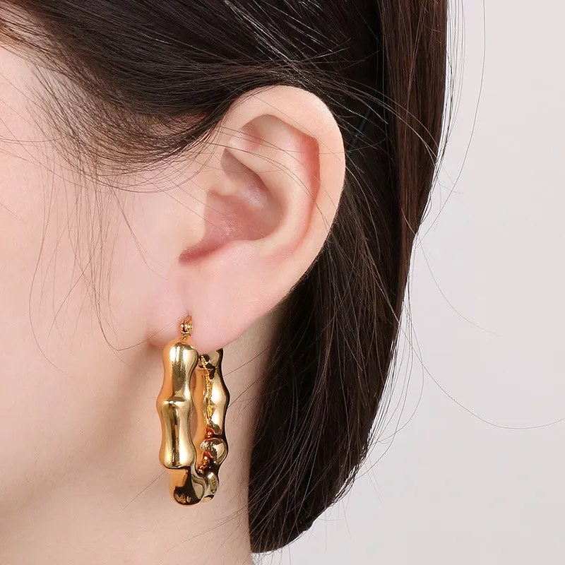 Fashion Stainless Steel U-Shaped Bamboo Hollow Earrings Personalized 18K Vacuum Gold-Plated Earrings