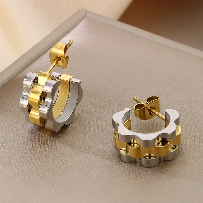 Watch Chain Shaped Earrings Made of Stainless Steel Jewelry Suitable for Daily Wear