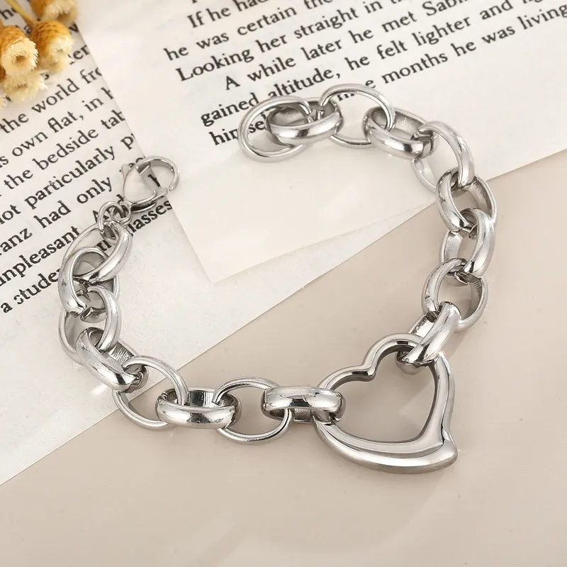 Fashion Stainless Steel Heart Pendant Earrings Bracelet Necklace Set Jewelry Accessories