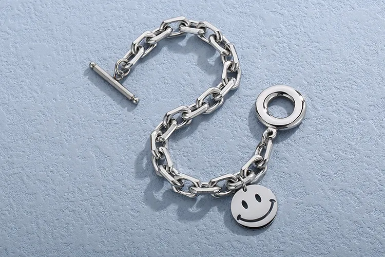Stainless Steel Exaggerated Personality Creative Smiling Face Ot Buckle Bracelet Necklace Set for Women's Jewelry