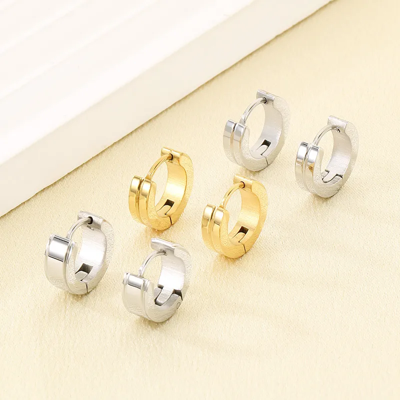 Classic Curved Small Hoop Huggie Earrings 18K Gold Plated Minimalist Stainless Steel Earrings