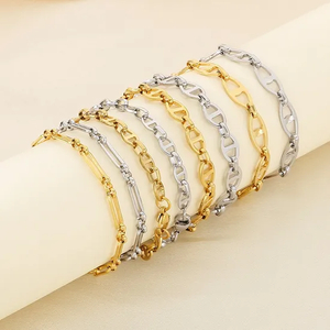 Stylish 18K Gold Plated Chain Bracelet for Women in Stainless Steel