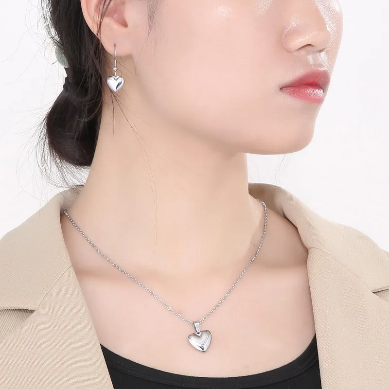 Minimalist Style Stainless Steel Heart-Shaped Pendant Earrings Necklace Set Jewelry Women's Accessories