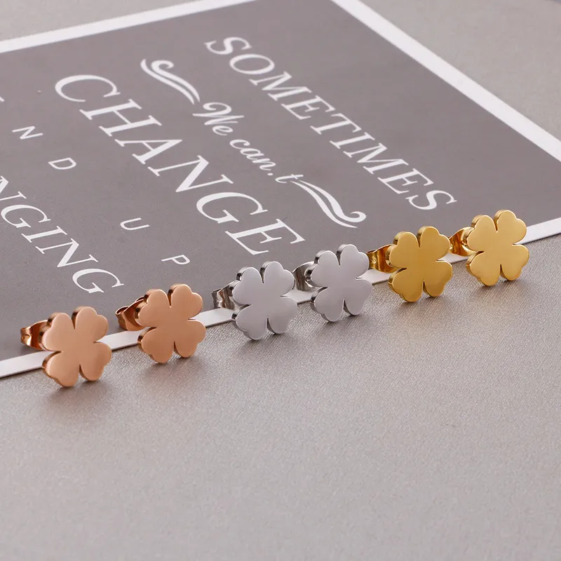 Japanese Korean Fashion Four-Leaf Clover Stainless Steel Studs Earrings 18K Gold-Plated Earrings
