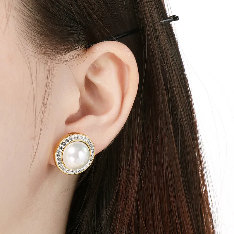 Stainless Steel Paired with Imitation Pearl Earrings for Women's Fashion Jewelry