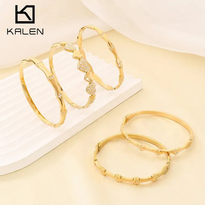 Diamond-Encrusted Bamboo-Shaped Stainless Steel Bracelet, a Unique and Luxurious Starry Heart-Shaped Bangle