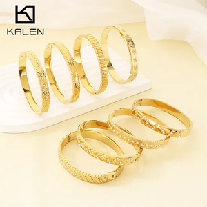 Retro Light Luxury Round Diamond Inlaid Stainless Steel Bracelet Women Starry Buckle Bracelet