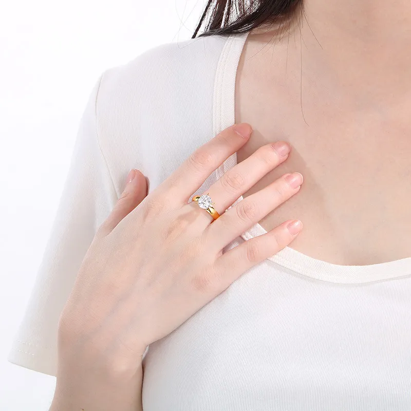 Minimalist Couple Rings 4-Prong Diamond Ring Pair 4mm Polished Stainless Steel Wedding Jewelry