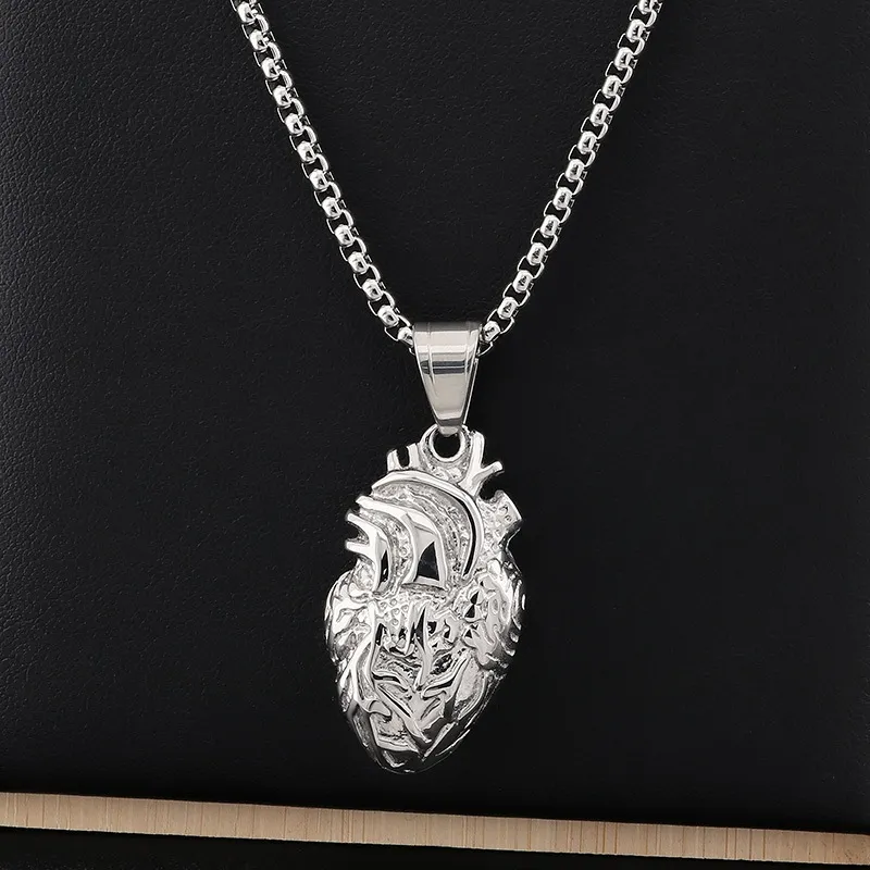 Creative Human Organ Pendant, Personalized Vacuum-Plated 18K Stainless Steel Men's Heart Pendant