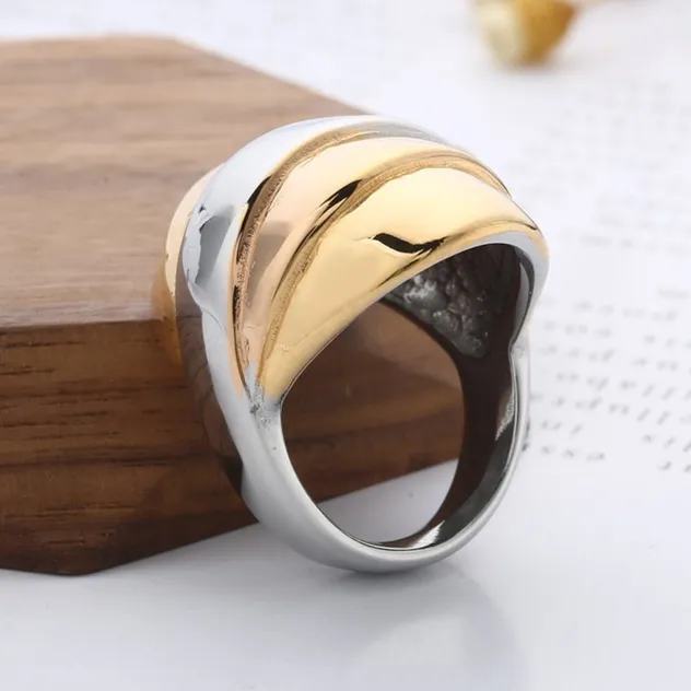 Geometric Design Glossy Finish Ring for Stylish Index Finger
