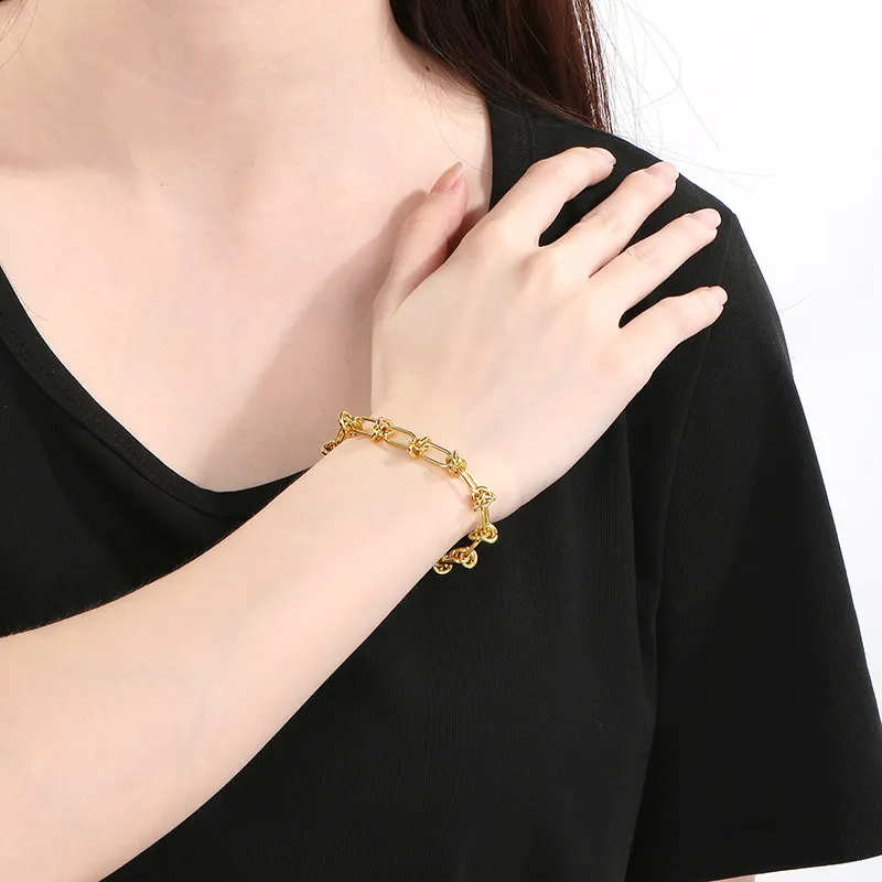Stainless Steel Personalized Bracelet Suitable for Women's Daily Jewelry Wear