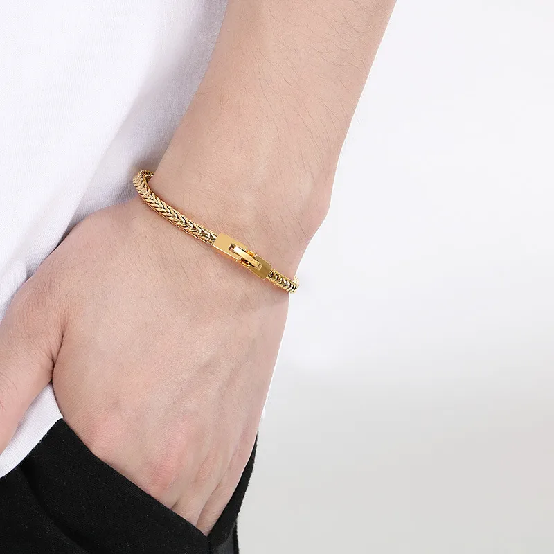 Men's Stainless Steel Bracelet Versatile Accessory Suitable for Daily Wear