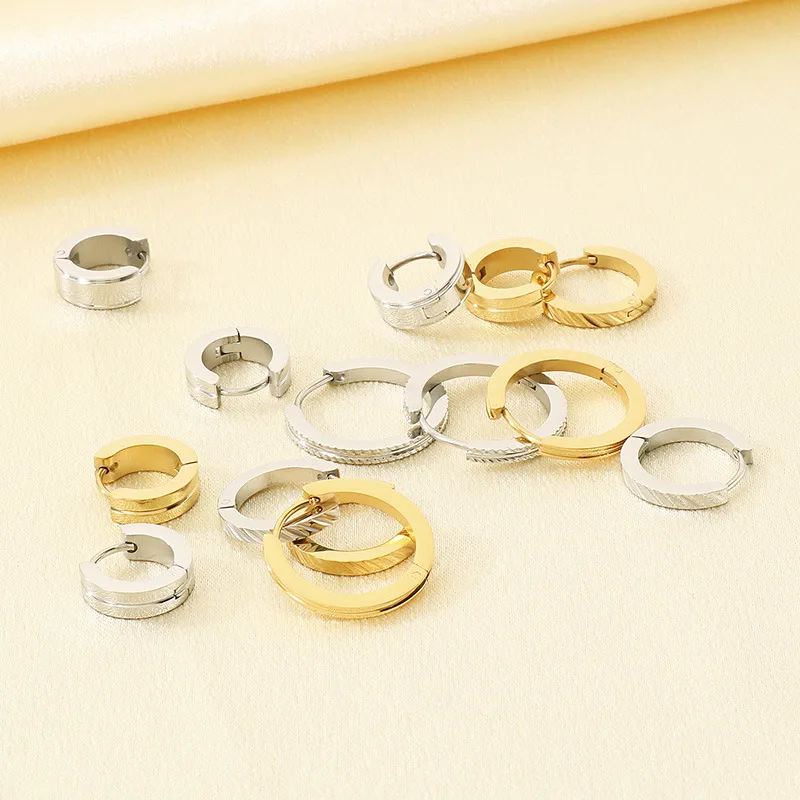 Classic Curved Small Hoop Huggie Earrings 18K Gold Plated Minimalist Stainless Steel Earrings