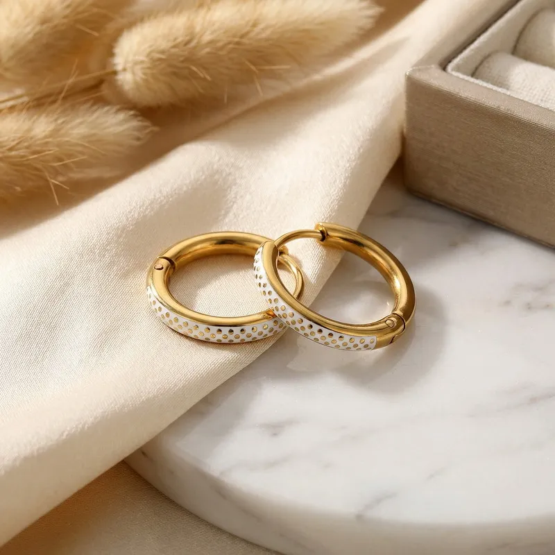 Fashionable Round Stainless Steel 18K Gold-Plated Earrings and Accessories Wholesale