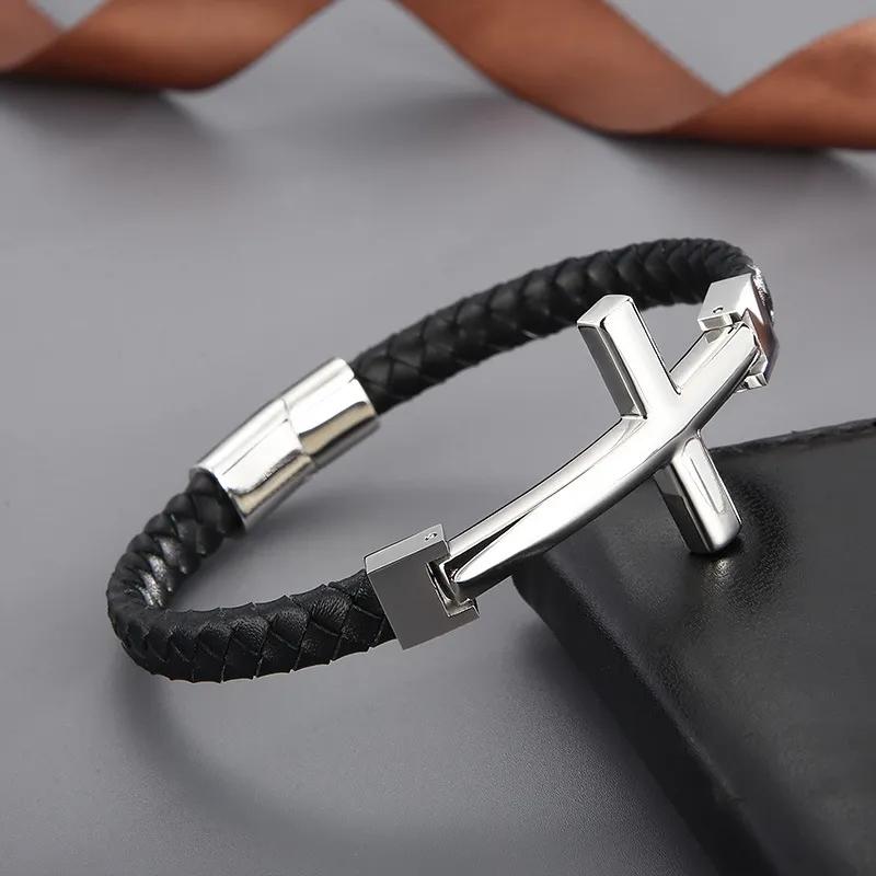Trendy Stainless Steel Cross Woven Single Circle Cowhide Rope Leather Bracelet Wholesale Accessories