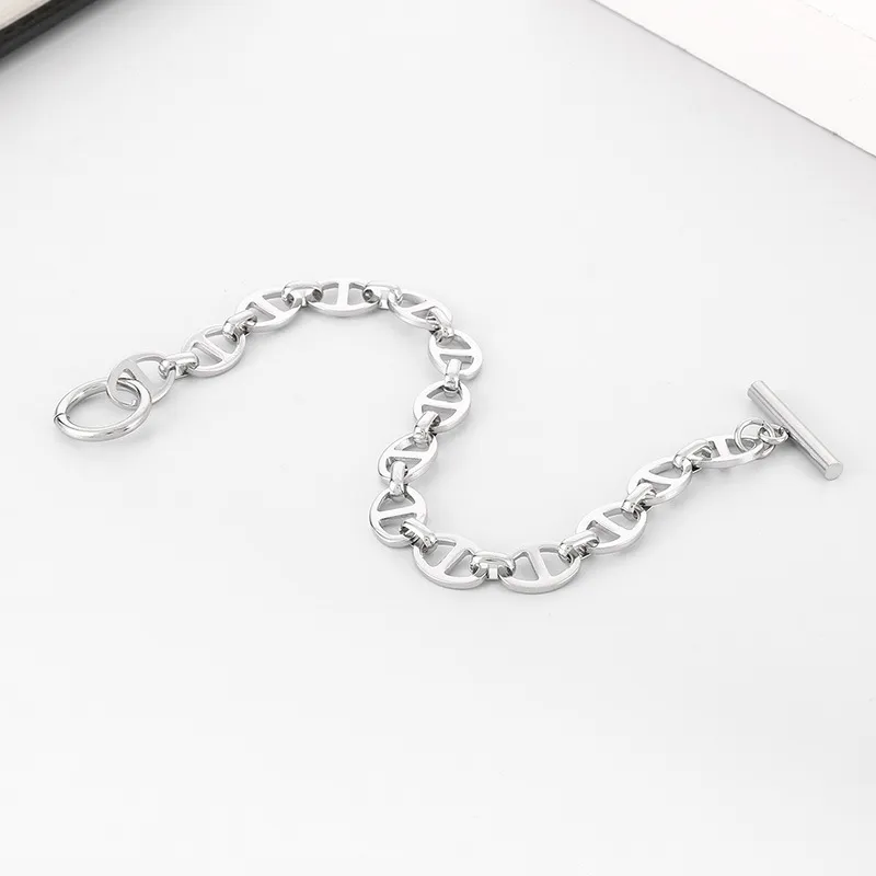 Simple Stainless Steel Bracelet, Versatile for Men and Women, Ot Buckle Necklace