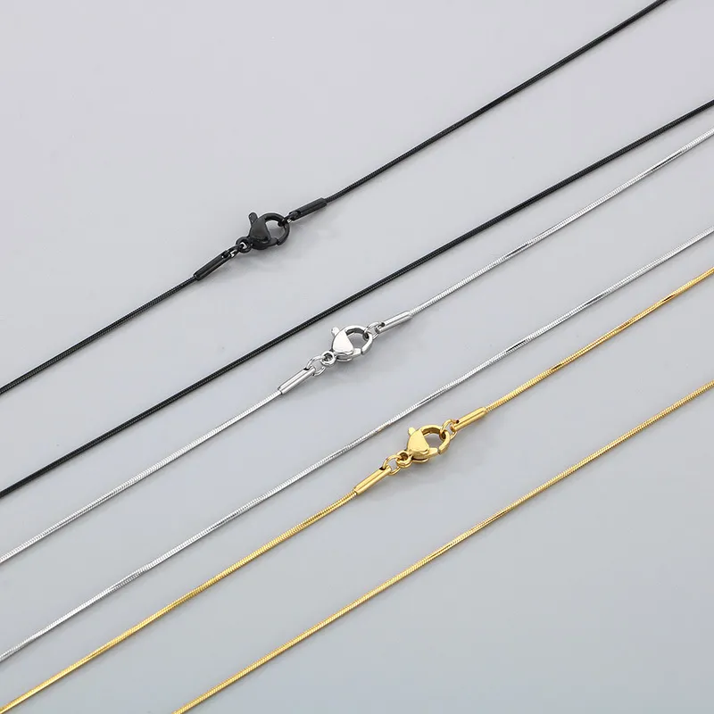 a Niche Design Slim Snake-Shaped Stainless Steel 18K Gold Vacuum-Plated Necklace
