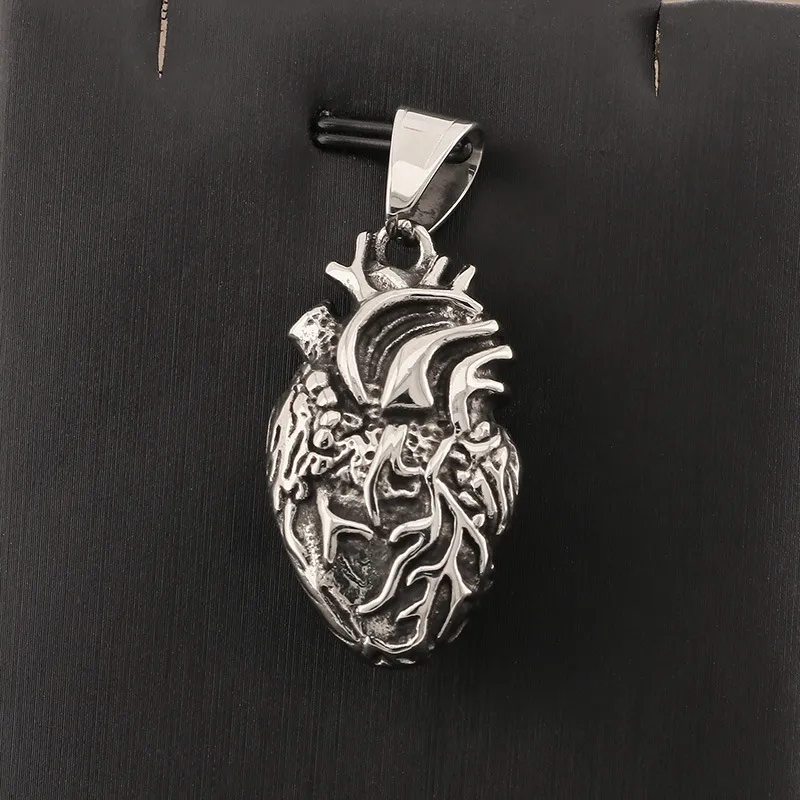 Creative Human Organ Pendant, Personalized Vacuum-Plated 18K Stainless Steel Men's Heart Pendant