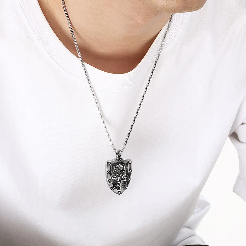 Personalized Double Sided Totem Guardian Talisman Shield Pendant Retro Portrait Cross Sacred Heart Stainless Steel Men's Pendant