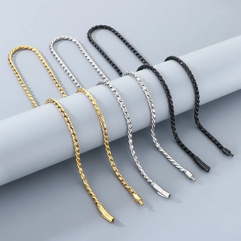 Simple and Hipster Twist Chain Necklace, Versatile and Fashionable, Personalized Vacuum Plated 18K Stainless Steel Men's Necklace with Dragon Bone Chain