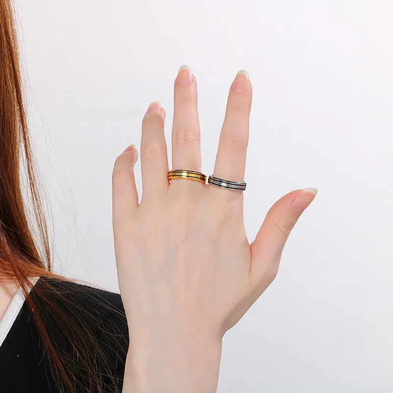 Trendy 18K Gold-Plated Frosted Stainless Steel Couple Rings for Valentine's Day Gifts