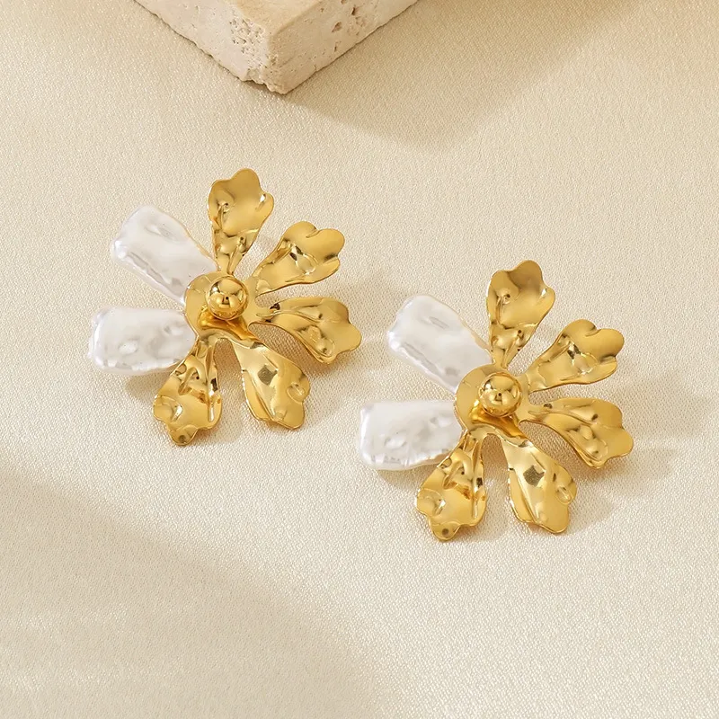 Vintage-Inspired Pearl-Embellished Geometric Flower Earrings in 18K Gold