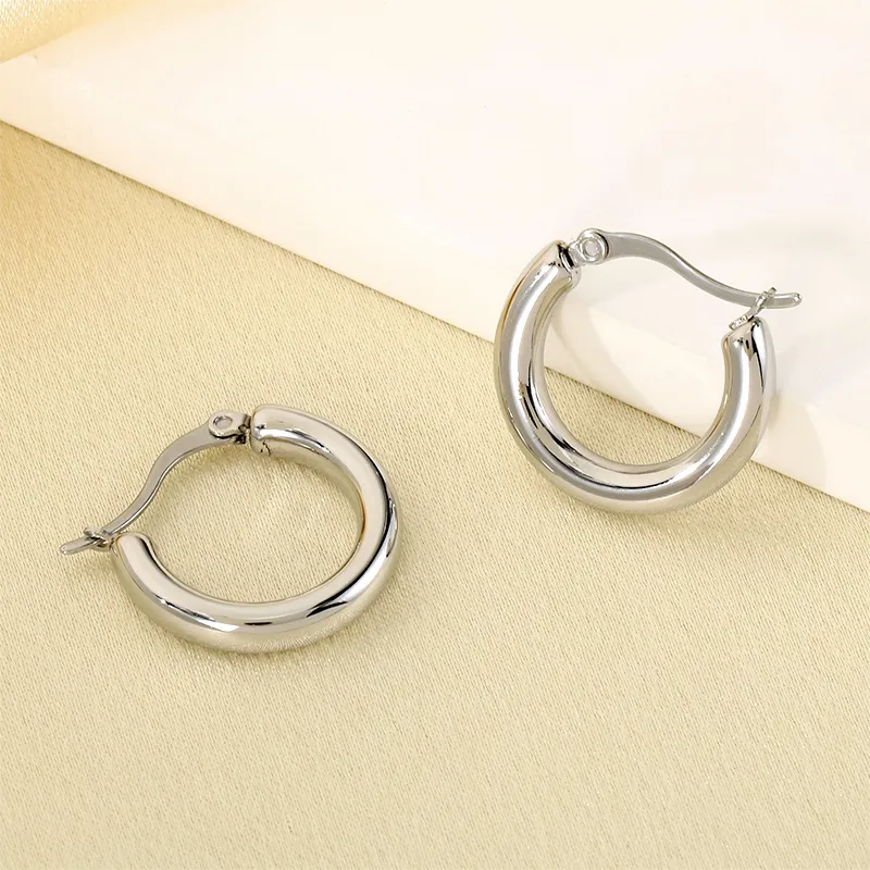 Simple Circle Versatile Earrings Female Ins Geometric Smooth Stainless Steel Earrings Jewelry