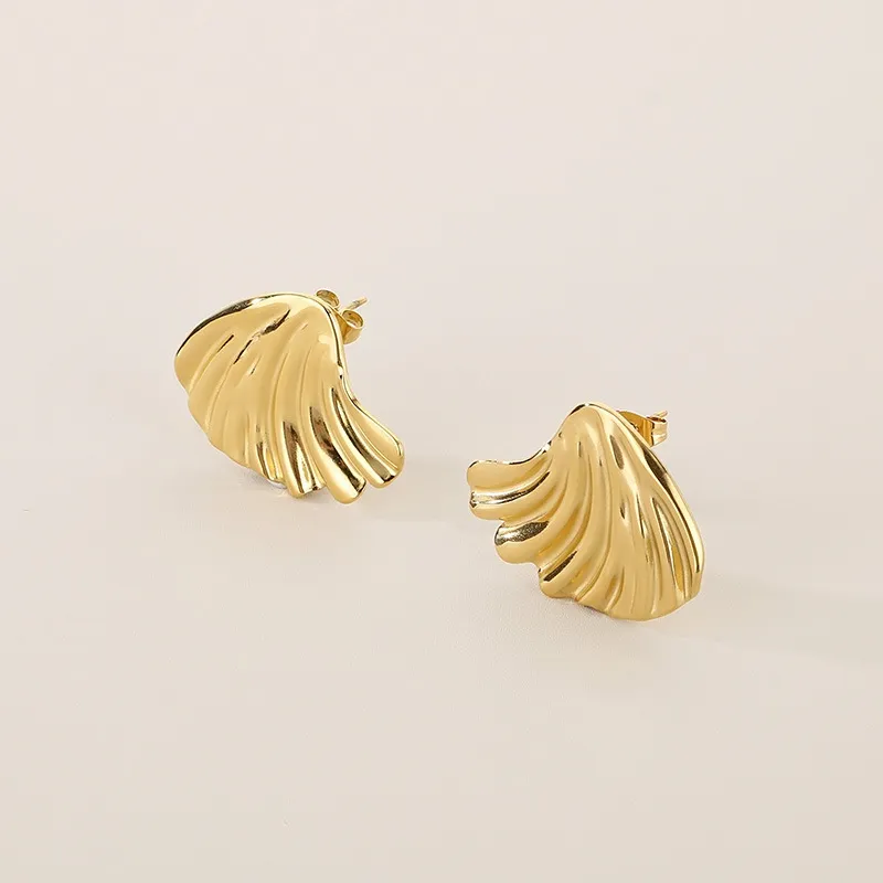 Fashionable and High-End Stainless Steel Irregular Flower Shaped Women's Atmospheric Gold Earrings