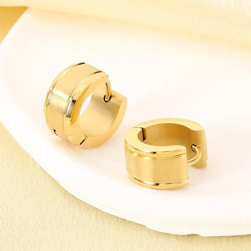 Fashion Jewelry Stainless Steel Earrings Suitable for Daily Wear