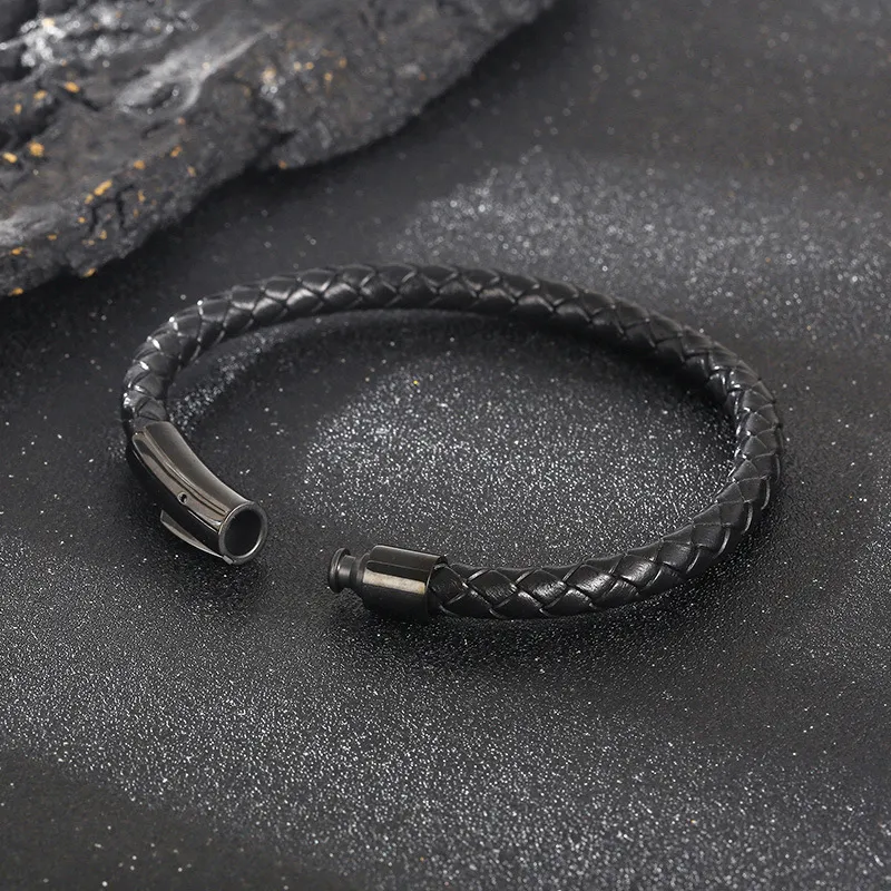Men's Personalized Leather Rope Weaving Bracelet Stainless Steel Snap Button Trendy Men's Simple Plain Circle Bracelet