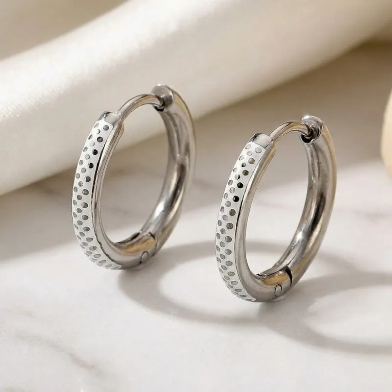 Fashionable Round Stainless Steel 18K Gold-Plated Earrings and Accessories Wholesale