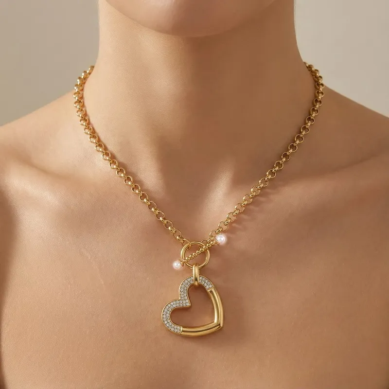 Fashionable Hollowed-out Diamond-Encrusted Heart Pendant Women's Stainless Steel Necklace and Earring Set