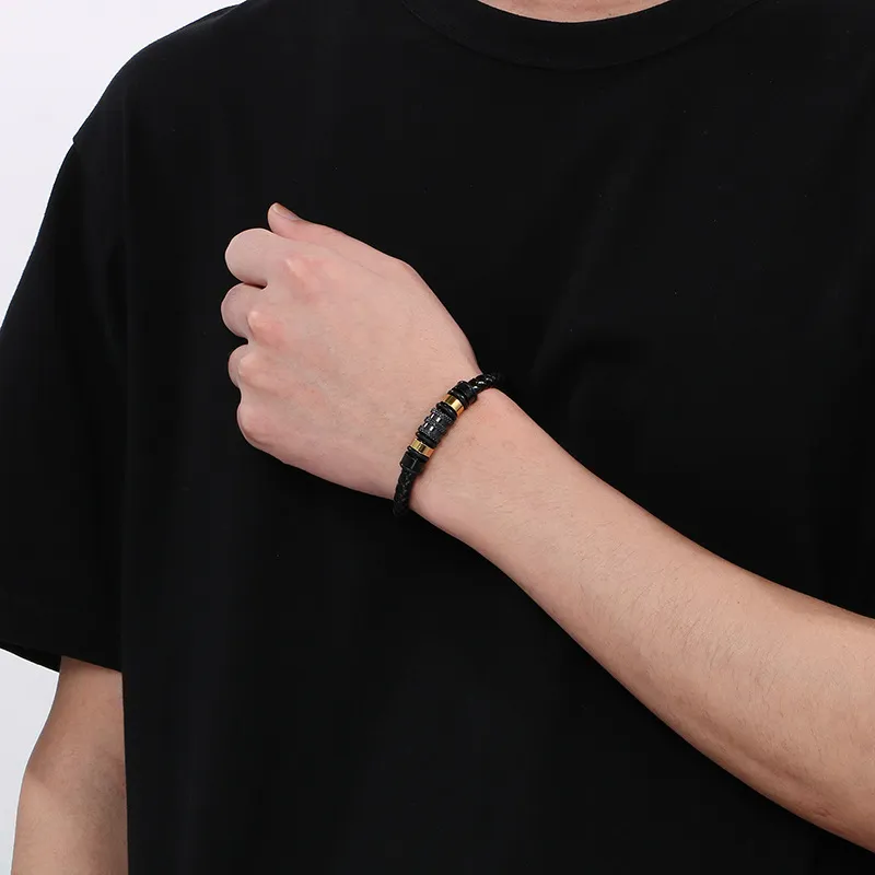 Minimalist and Trendy Stainless Steel Magnetic Buckle Bracelet Woven Leather Bracelet for Men