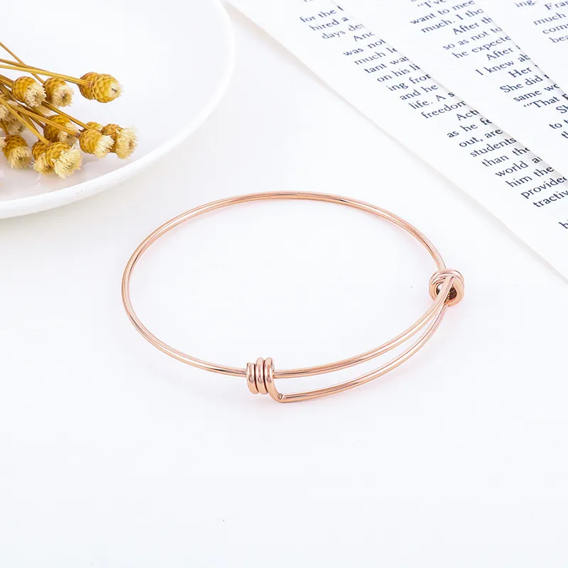 Factory Wholesale Adjustable Steel Wire Coil Bracelets Multi-Color Adjustable Stainless Steel Bangles for Women