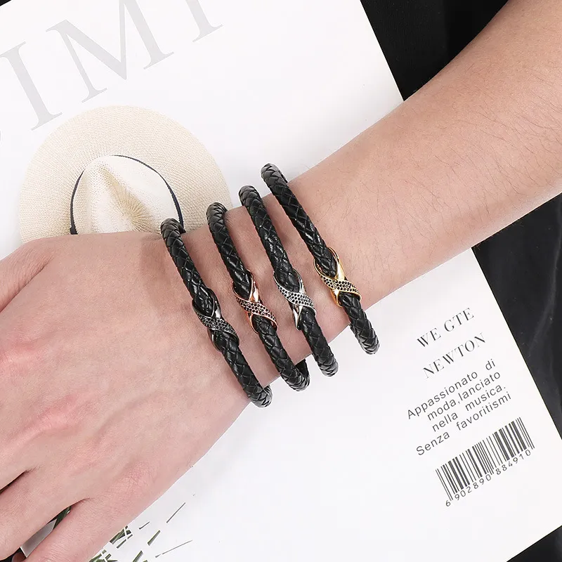 Men's Trendy Stainless Steel Magnetic Buckle Creative Diamond Inlaid 8-Shaped Retro Woven Leather Rope Bracelet
