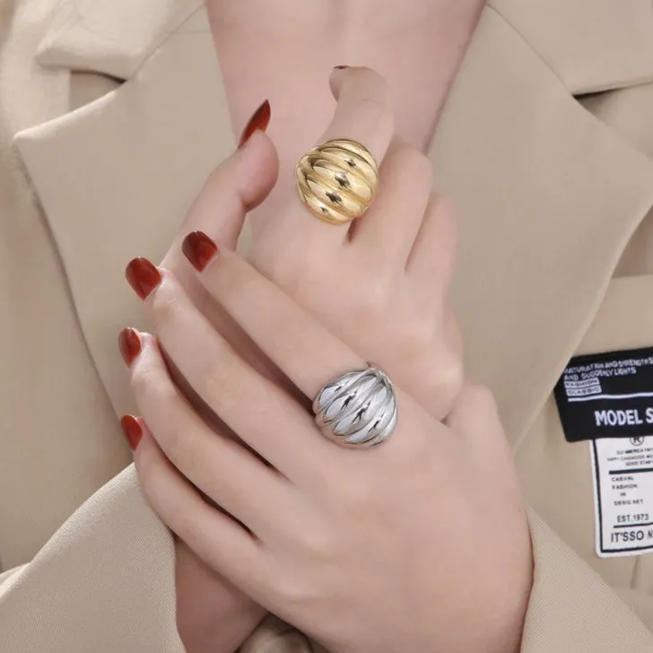 Geometric Design Glossy Finish Ring for Stylish Index Finger