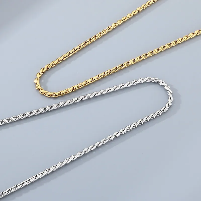 Simple and Hipster Twist Chain Necklace, Versatile and Fashionable, Personalized Vacuum Plated 18K Stainless Steel Men's Necklace with Dragon Bone Chain