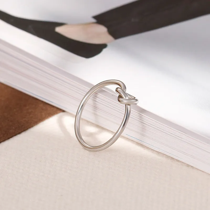 Fashion Commuting Stainless Steel Creative Hollow Knot Temperament Girl Ring Jewelry Wholesale