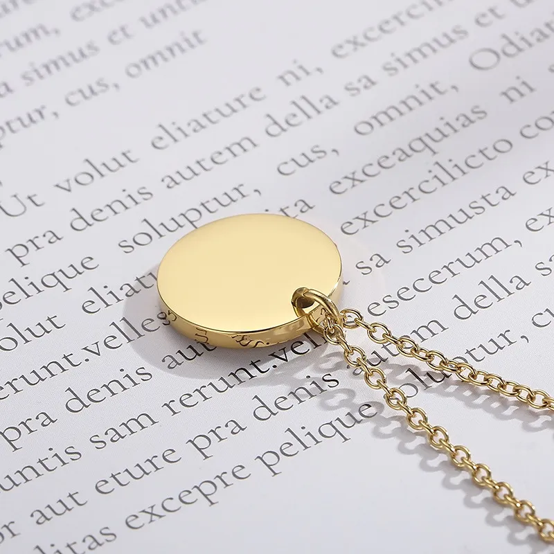 Stainless Steel Birth Flower Pendant Necklace for Mother's Day Gift