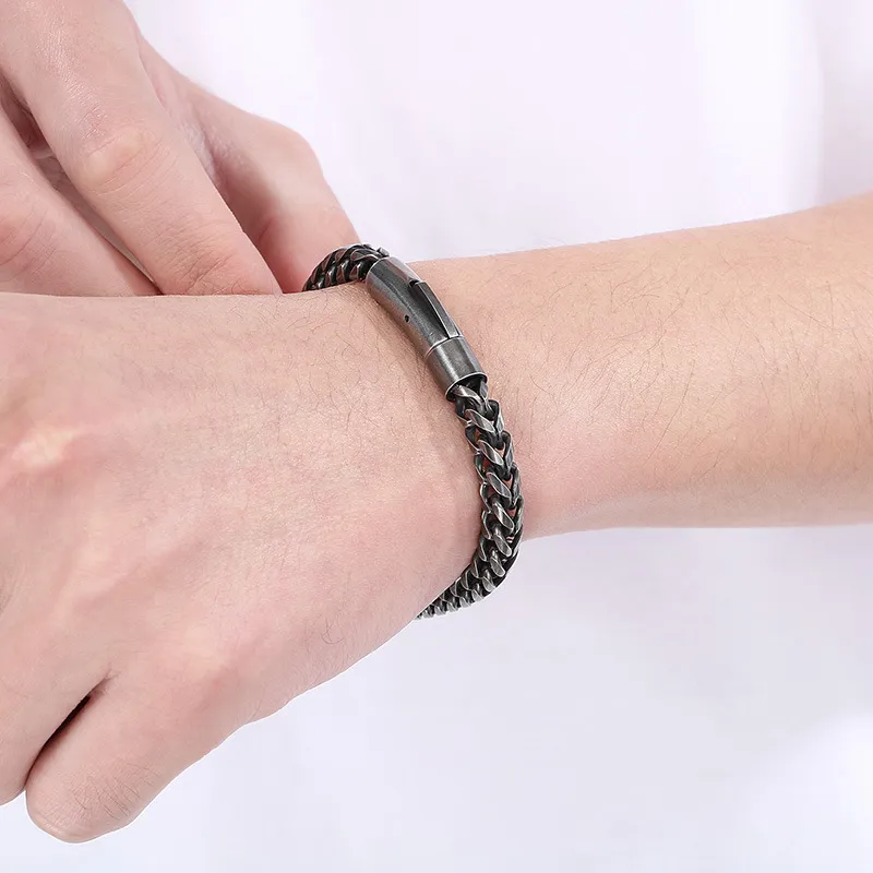 Niche Design Ins Style Stainless Steel Chain Bracelet Suitable for Daily Wear