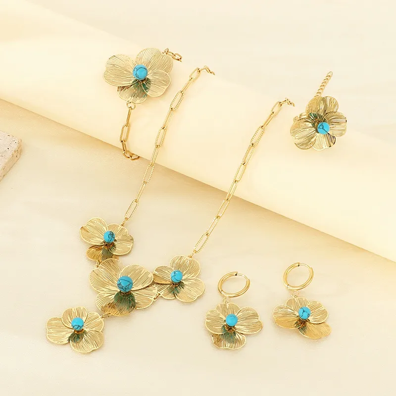 Retro Hollow Floral Core Flower Jewelry Set Tassel Stainless Steel 4-Piece Jewelry Set
